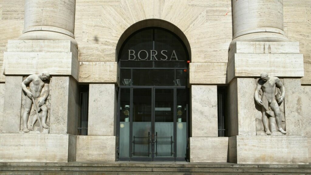 Borsa: Milano chiude a +0,13%, vendite su Mediobanca – Notizie Borsa: Milano Debole Con Leonardo E Buzzi, Bene Pirelli - Notizie
