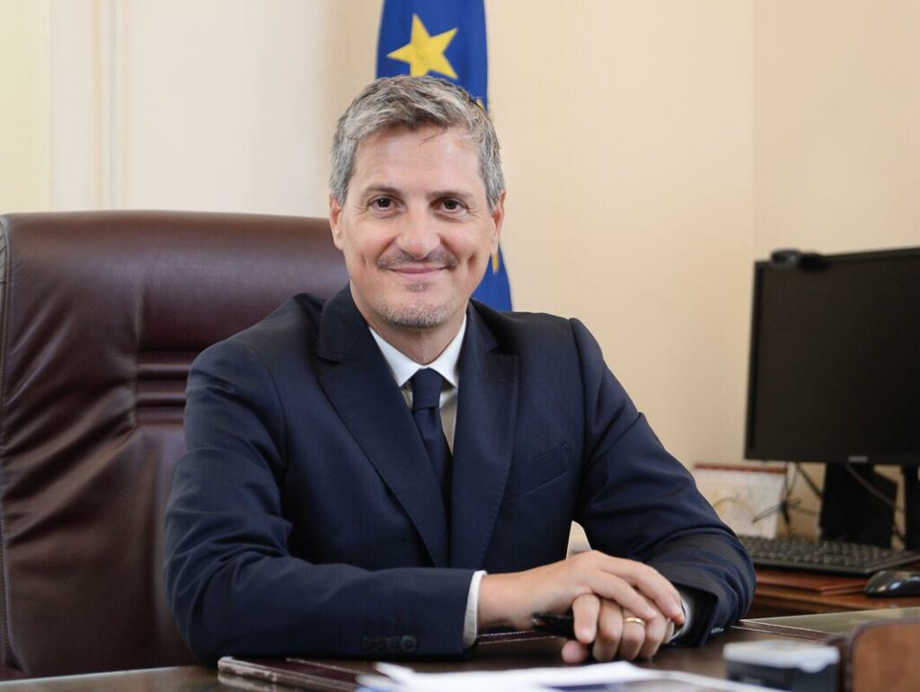 Editoria, ok ai conda del Governo. Sostegna a Edicole E Distributori