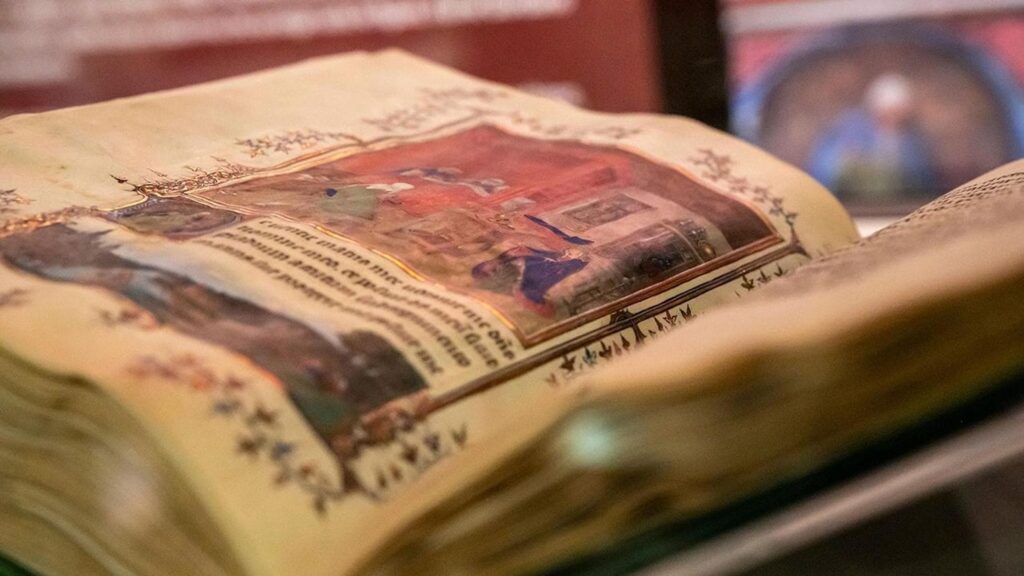 L'Arte della Miniatura Si Mette in Mostra A Torino