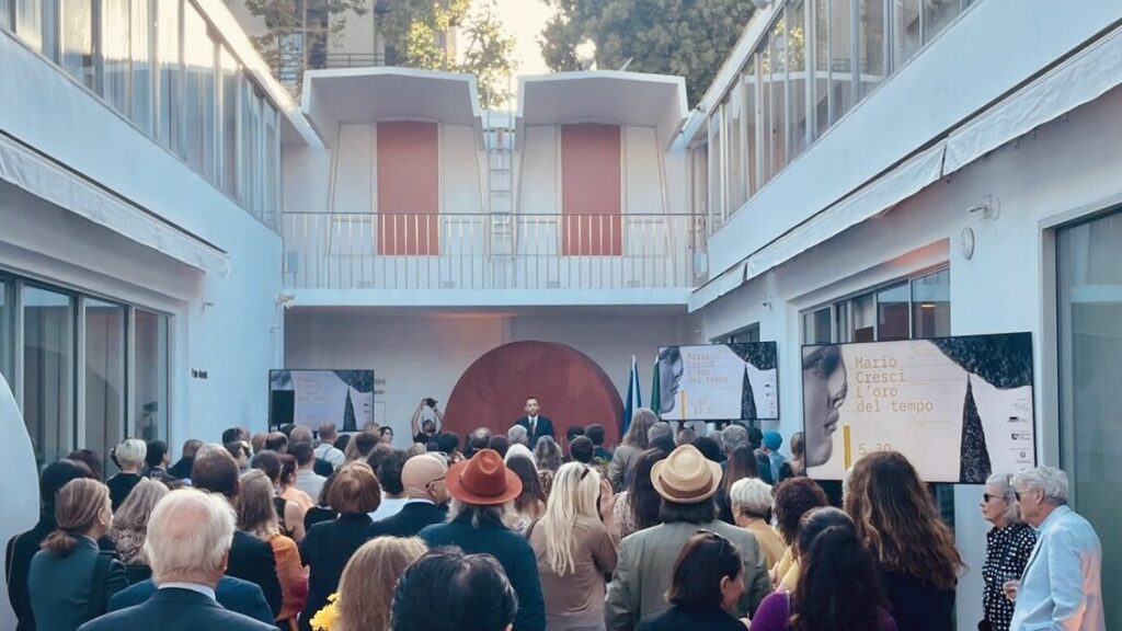 L'oro del tempo, le foto di Mario Cresci in mostra a Los Angeles - Arte