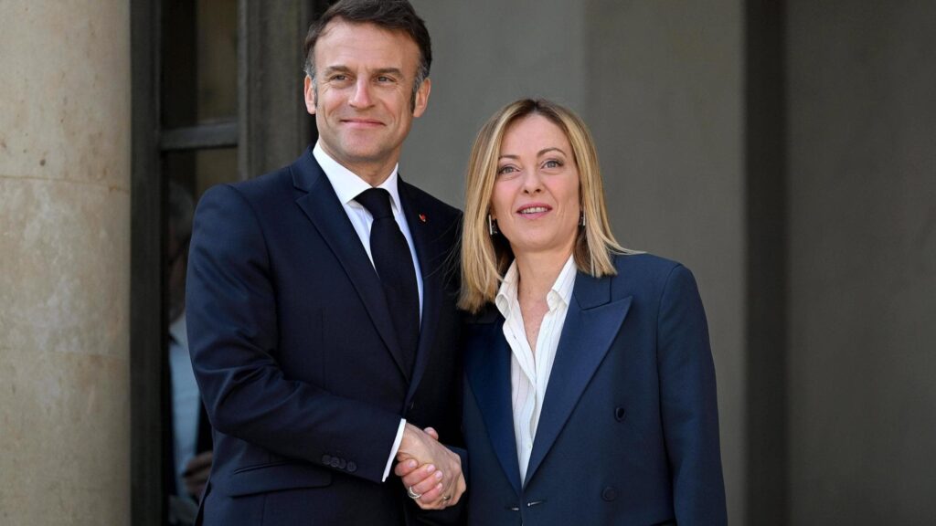 Meloni Riceve Macron Martedì a Roma