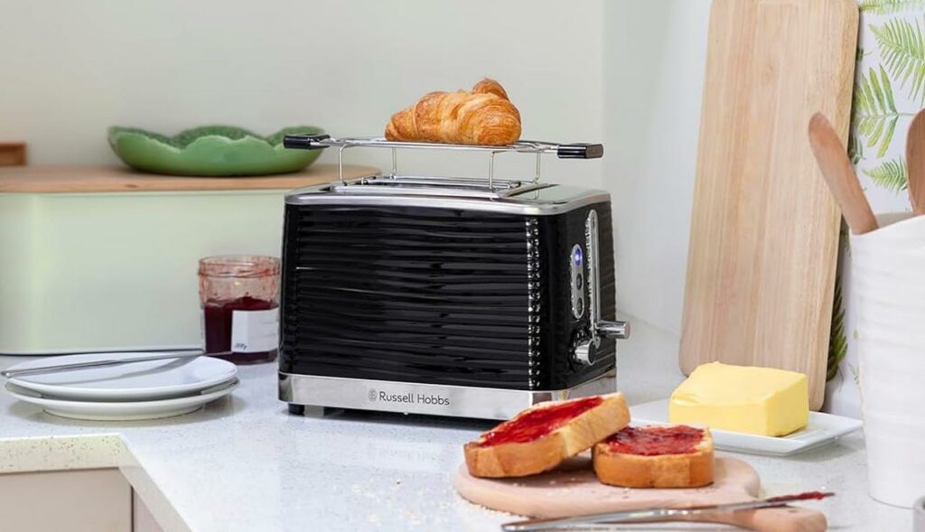 Tostapane Russell Hobbs in Offerta