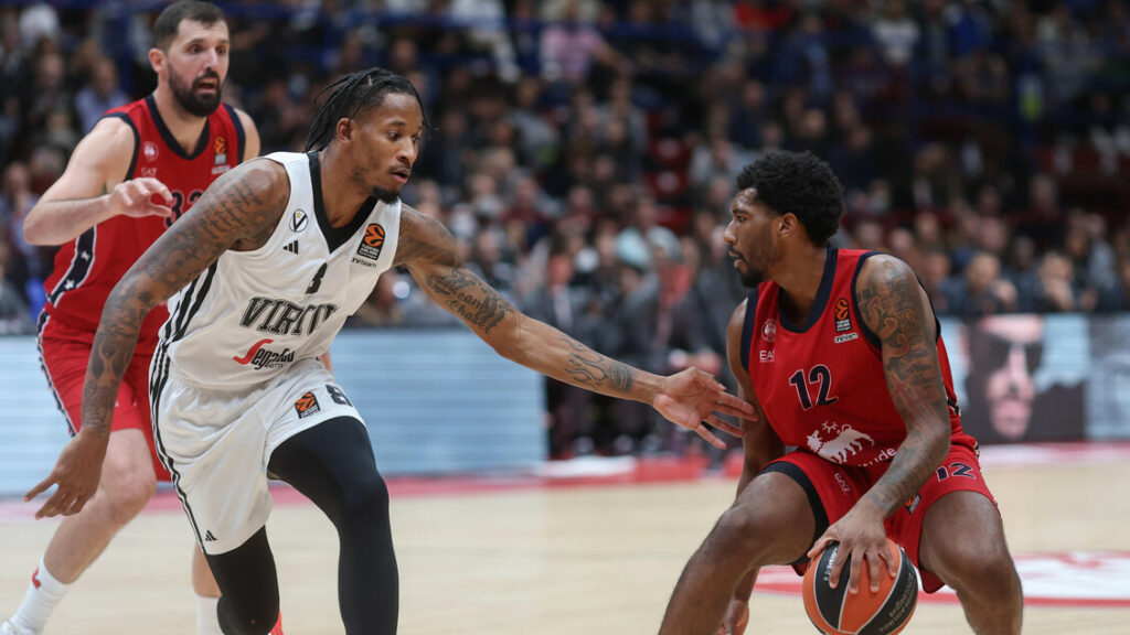 Basket: gara-2 semifinale scudetto; V. Bologna-Milano 66-85 - Altri Sport