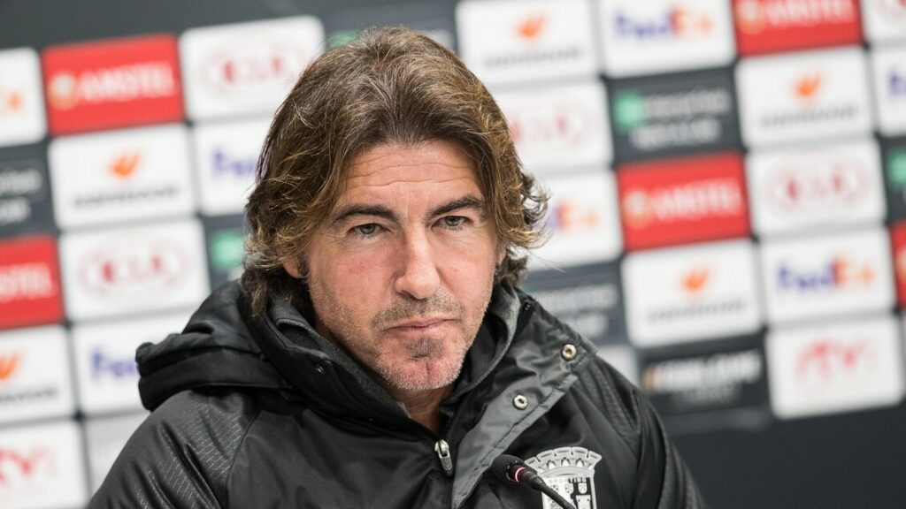 Calcio: Sa Pinto controcorrente, va ad allenare in Iran – Calcio Calcio: Sa Pinto controcorrente, va ad allenare in Iran - Calcio