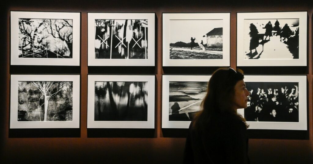 Cento anni fa nasceva Mario Giacomelli, il fotografo dei pensieri