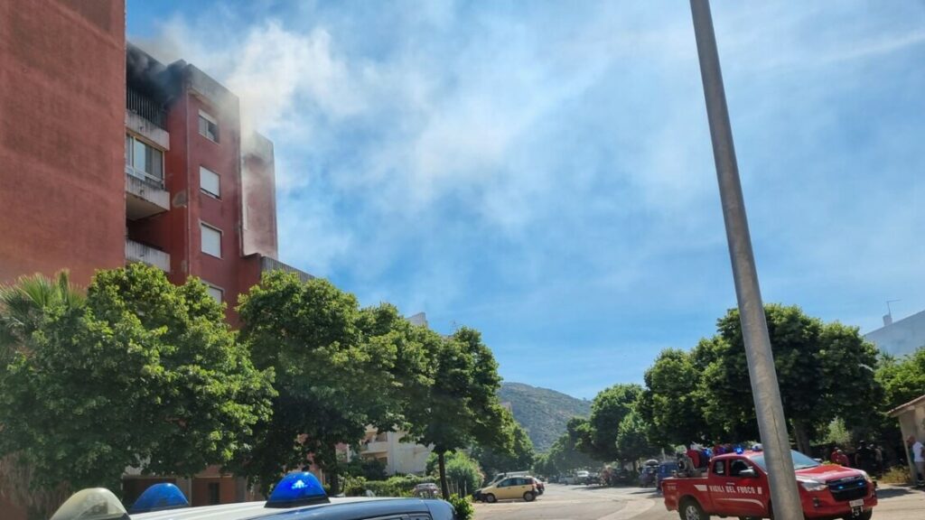 Esplosione in casa nel sud Sardegna dopo fuga di gas, 4 feriti – Notizie Esplosione in casa nel sud Sardegna dopo fuga di gas, 4 feriti - Notizie