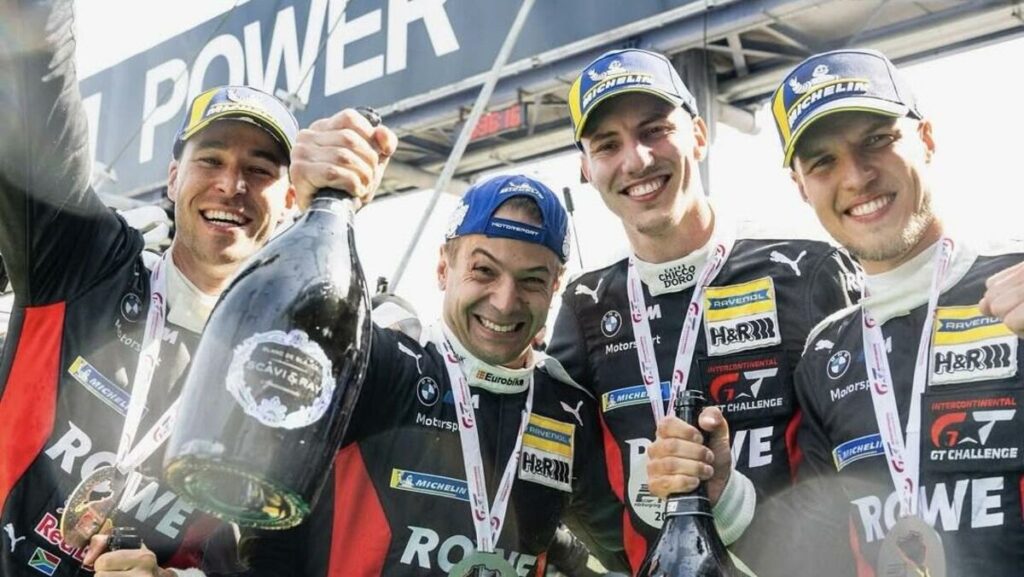 Marciello vince la 24 Ore del Nürburgring 2025 con la BMW di Rowe, Cairoli sul podio: l’Italia brilla nell’Eifel – News Marciello vince la 24 Ore del Nürburgring 2025 con la BMW di Rowe, Cairoli sul podio: l’Italia brilla nell’Eifel - News
