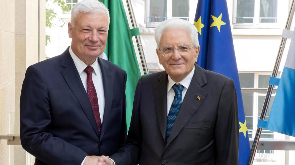 Mattarella in Lussemburgo: “In Ue ci sentiamo ovunque a casa”