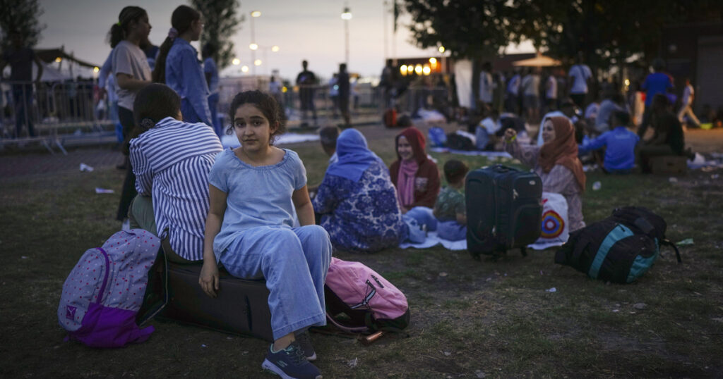 Olanda, cade sui migranti il governo delle strette all'asilo. I pediatri: "Danni gravi alla salute dei bambini"