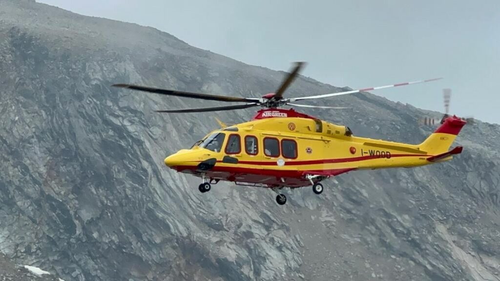 Precipita per 500 metri sul Monte Bianco, recuperato il corpo – Notizie Precipita per 500 metri sul Monte Bianco, recuperato il corpo - Notizie