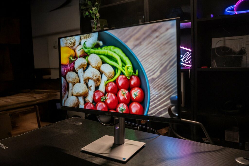 Recensione Asus Proart PA27JCV, 27 Pollici 5k A Meno di 800 Euro!