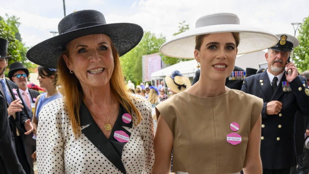 Royal Ascot 2025: la chioma extra liscia di Sarah Ferguson e tutti i beauty look royal più belli