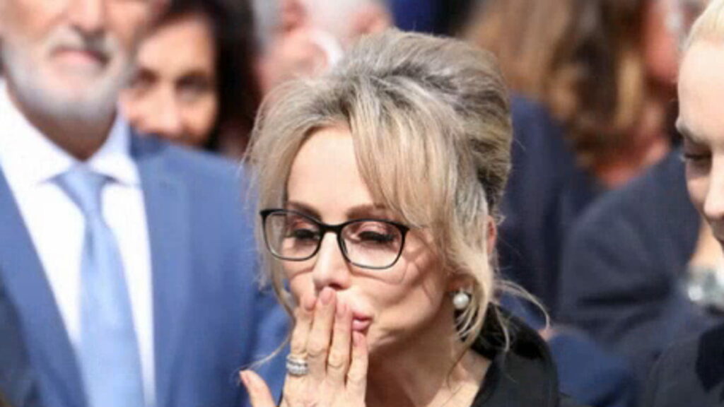 Silvio Berlusconi morto 2 anni fa, Marina: "Ecco i suoi ultimi appunti"