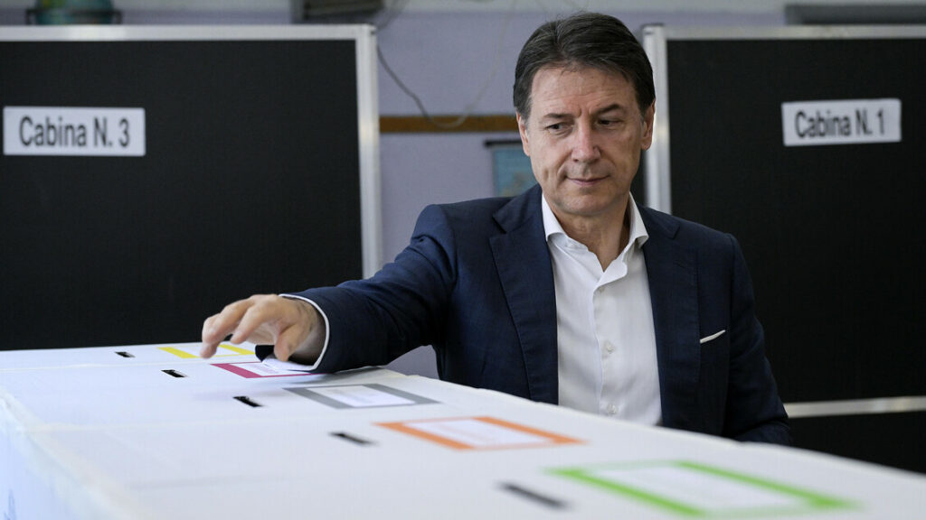 Urne aperte in tutta Italia per il referendum, alle 12 affluenza all'11,88% per le amministrative - Notizie