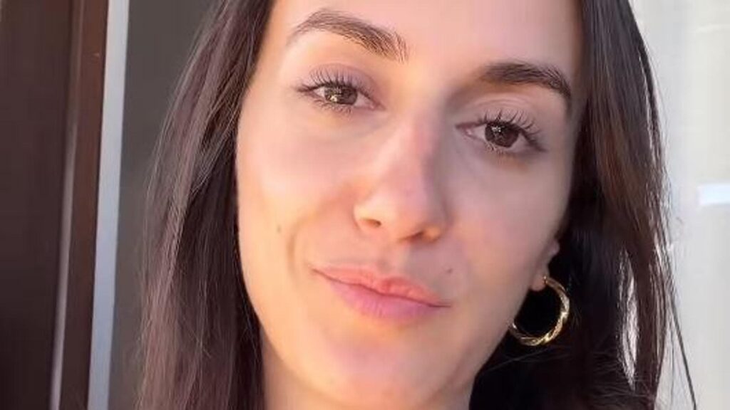 Valeria Angione e l’incontro con De Luca: “Non ce l’ho con gli uomini. Il vero problema è educativo”