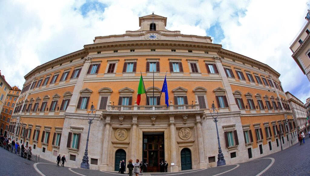 Alla fotocamera è la furto presentatore un manifesto per la Comunicazione Digitale SosteniBile Alla fotocamera è la furto presentatore un manifesto per la Comunicazione Digitale SosteniBile