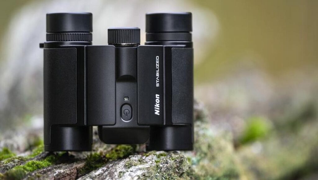 Binocolo Nikon stabilizzato 12x25 S, La Prova: La Tecnologia al Servizio Dell'osservazione