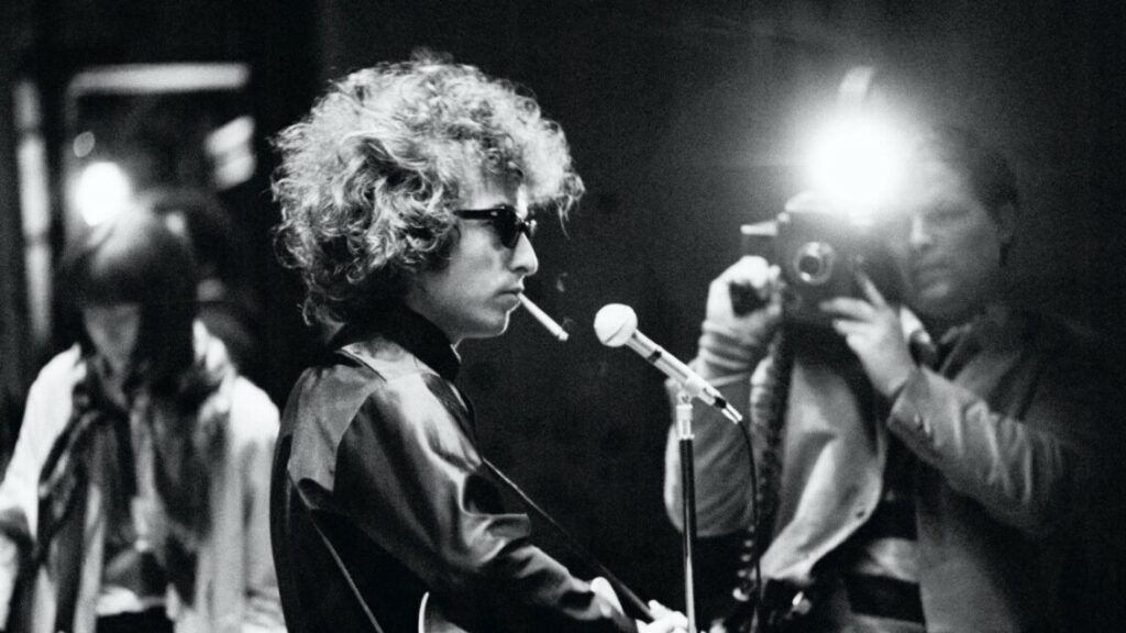 Bob Dylan, 60 anni fa a Newport la svolta elettrica - Musica