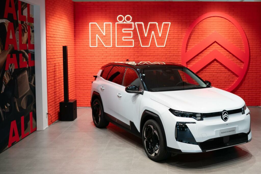 Citroen apre gli ordini della nuova C5 Aircross: caratteristiche, prezzi e allestimenti - News