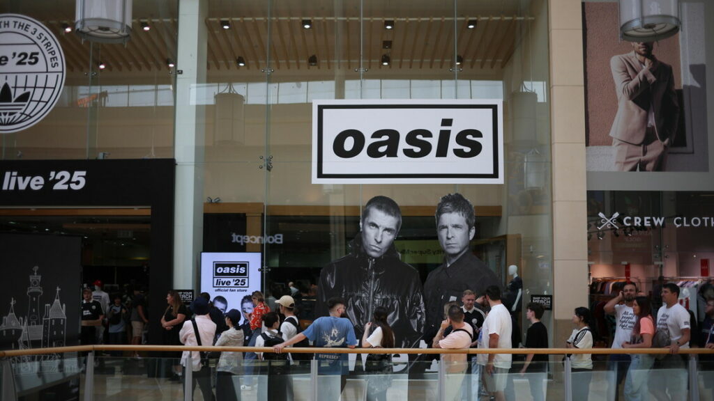 Diogo Jota: L'omaggio degli Oasis, gli dedicano "Live Forever" - Calcio