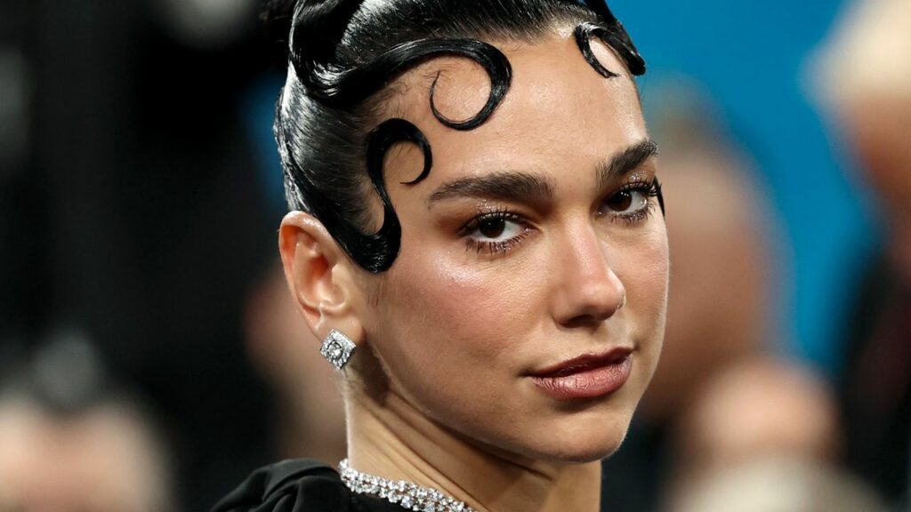 Dua Lipa: «Scegliere di non fare figli non significa essere senza cuore»