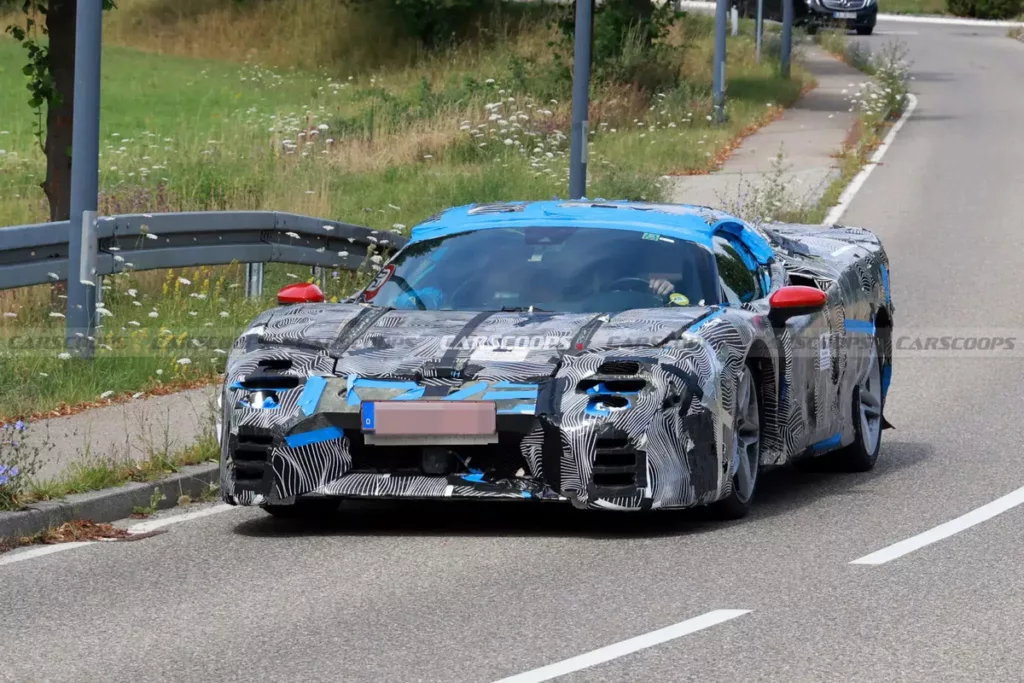 Ferrari SF90: la nuova erede sarà una belva ibrida da oltre 1.000 CV e tre motori elettrici [Foto Spia] - News
