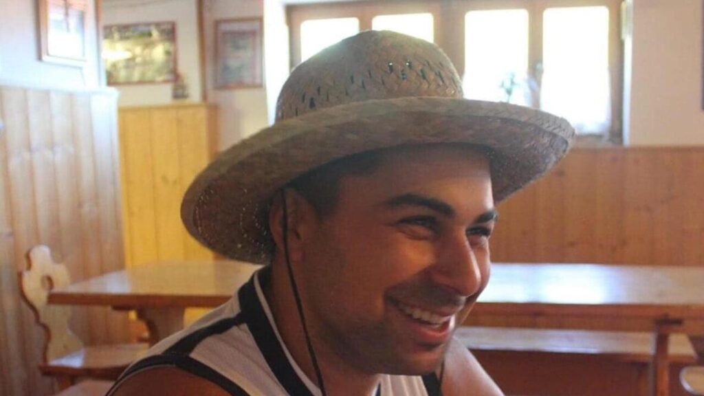 Gemona (Udine), ucciso in casa e fatto a pezzi dalla madre e la compagna Gemona (Udine), ucciso in casa e fatto a pezzi dalla madre e la compagna