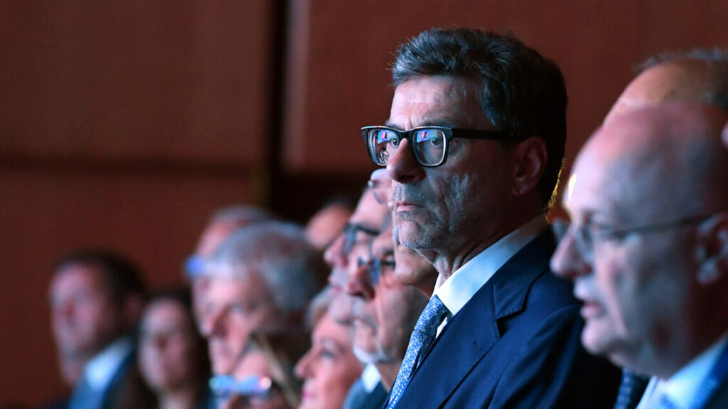 Giorgetti, 'un negoziato troppo lungo sui dazi produce danni' - Notizie