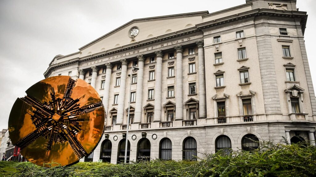 Il triennio d’oro delle banche italiane: con i tassi alti utili a 112 miliardi Il triennio d’oro delle banche italiane: con i tassi alti utili a 112 miliardi