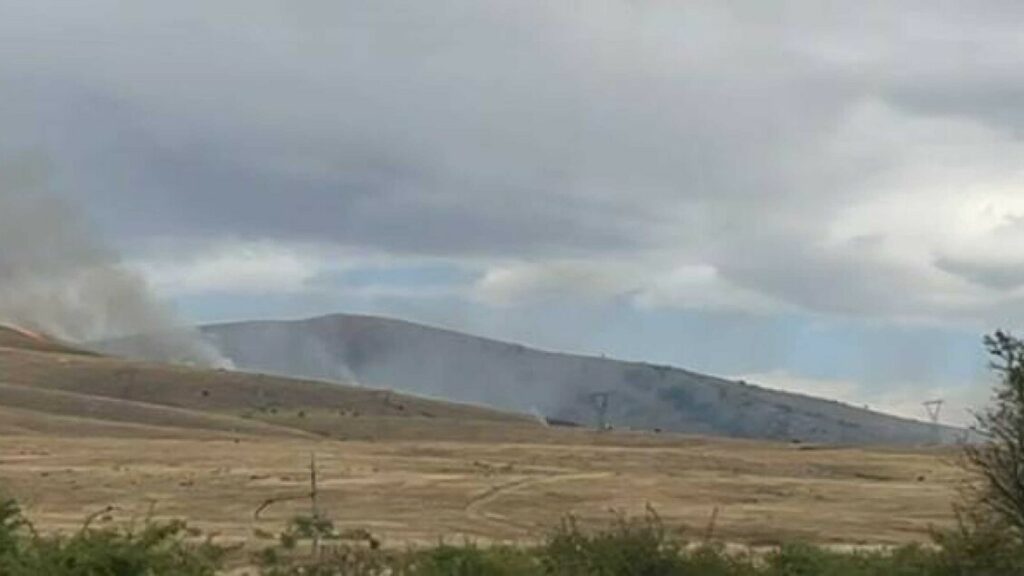 Incendio in Abruzzo tra Pescina e Collarmele, pompieri in azione - Notizie