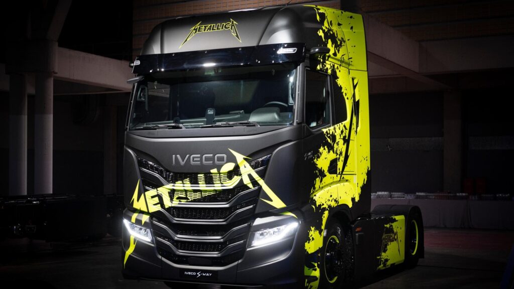 Iveco in vendita, Tata Motors tra i pretendenti