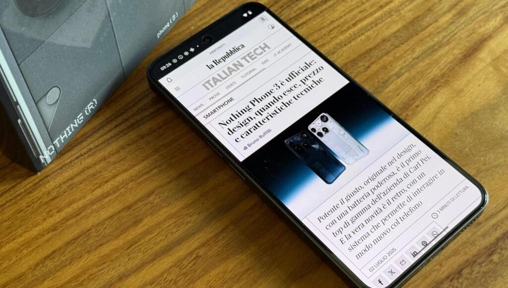 Niente Telefono (3), La Prova: UNO Smartphone Diverso da Tutti Gli Altri