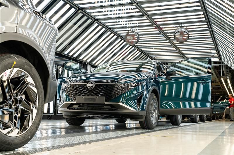 Nissan Qashqai, Più Potenza Ed Efficienza con il Nuovo E-Power. Partita la produzieone a sunderland Nissan Qashqai, Più Potenza Ed Efficienza con il Nuovo E-Power. Partita la produzieone a sunderland