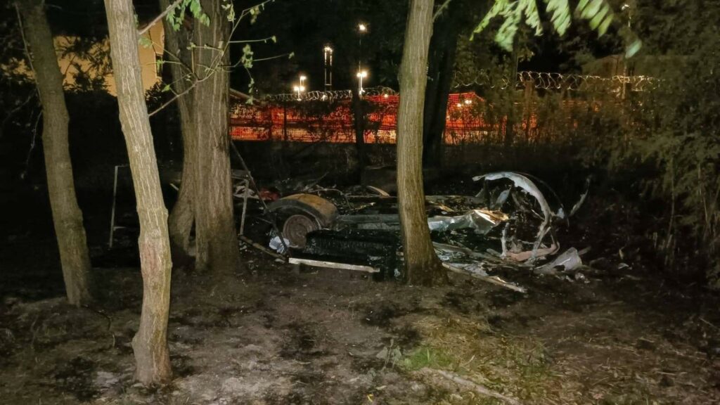 Roulotte a fuoco nella notte, fiamme a presidio No Tav