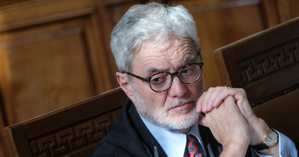 "Si assottiglia l'indipendenza della magistratura garantita dalla Costituzione"
