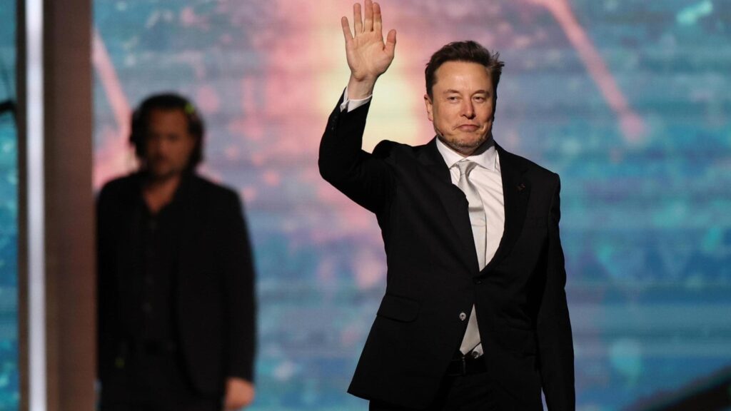 Un altro addio per Elon Musk (e Tesla): lascia il responsabile vendite in Nordamerica