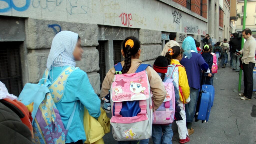 Velo islamico a scuola, Sardone (Lega): 'Vietiamolo anche da noi'