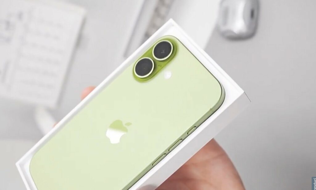 iPhone 17, Curiosi di Viserlo? VIDEO UN VIDEO LO MOSTRA in colorzione Verde
