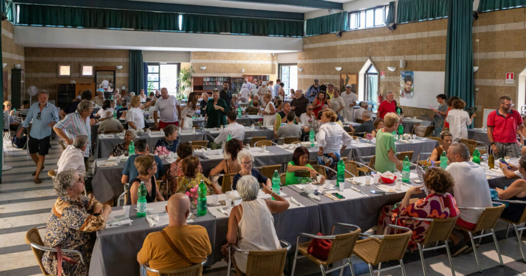 il pranzo solidale per la raccolta fondi della Fondazione Il Fatto Quotidiano