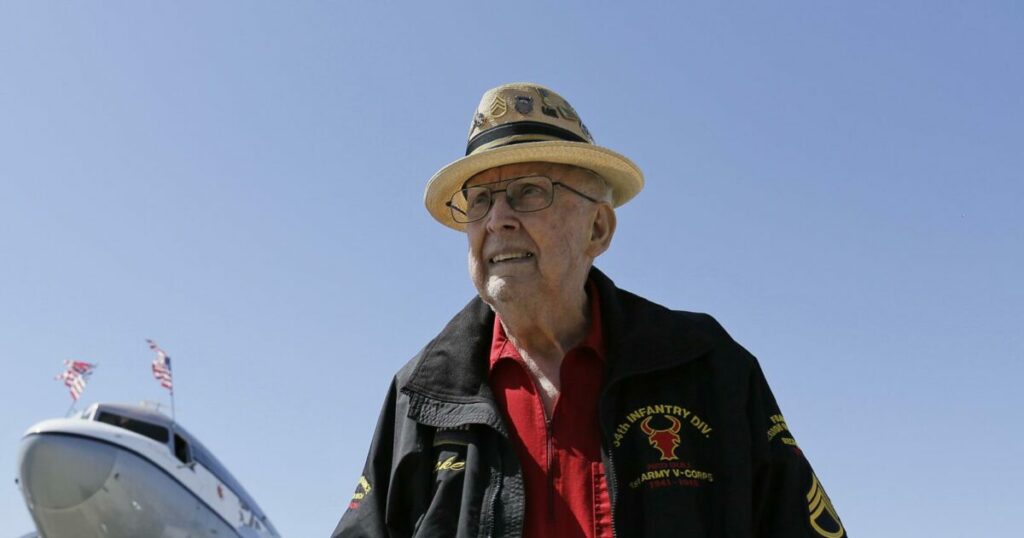 il veterano del D-Day diventato star di TikTok aveva 102 anni