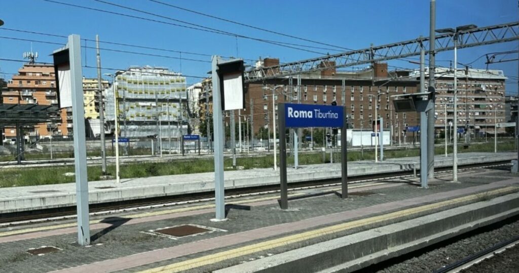 treni sospesi tra Roma Tiburtina e Settebagni sulla linea AV