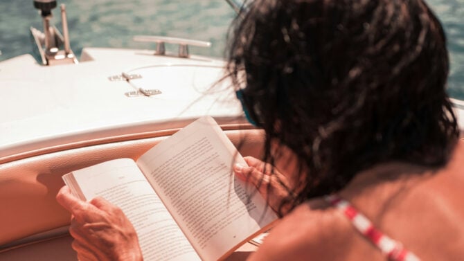 10 nuovi libri da leggere ad Agosto 10 nuovi libri da leggere ad Agosto