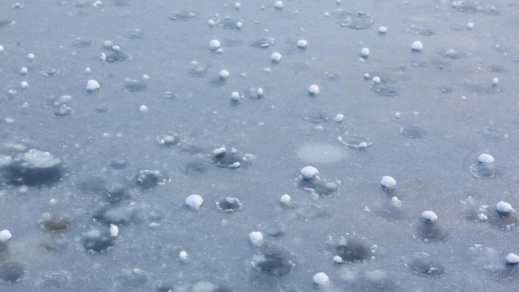 Allerta meteo per gravi precipitazioni oggi in Italia: dalla Lombardia alla Liguria, le regioni coinvolte Allerta meteo per gravi precipitazioni oggi in Italia: dalla Lombardia alla Liguria, le regioni coinvolte