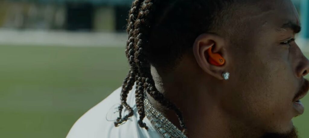 Powerbeats Fit