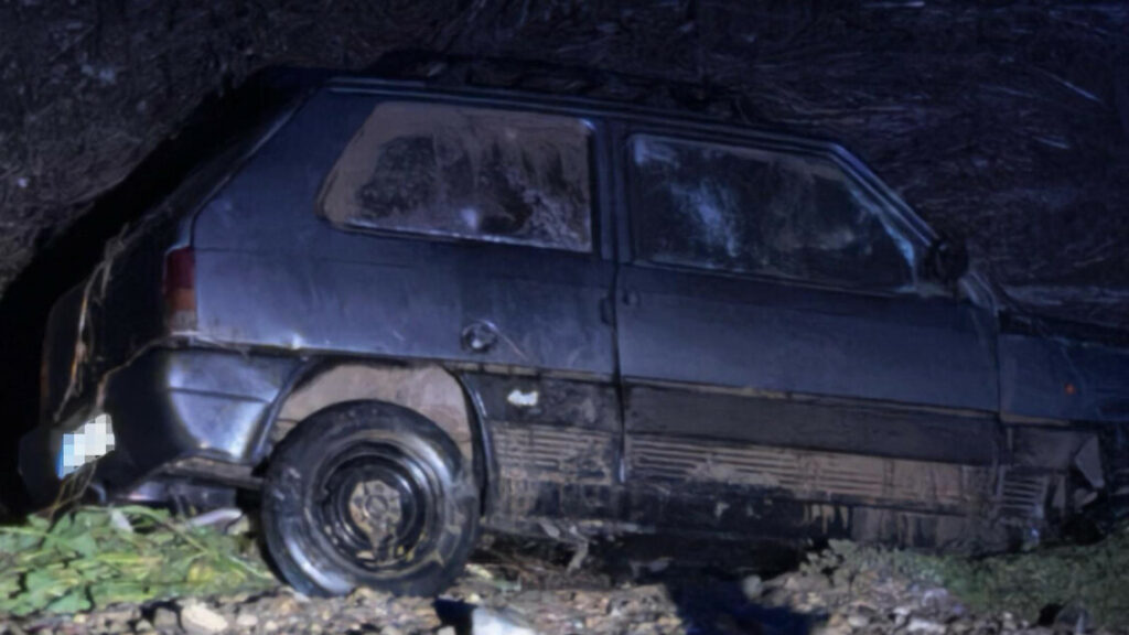 Auto nel torrente a Enna: trovato il corpo dell’uomo disperso. Forte piogge nella notte su Milano, preoccupa il Lambro – Notizie Auto nel torrente a Enna: trovato il corpo dell'uomo disperso. Forte piogge nella notte su Milano, preoccupa il Lambro - Notizie