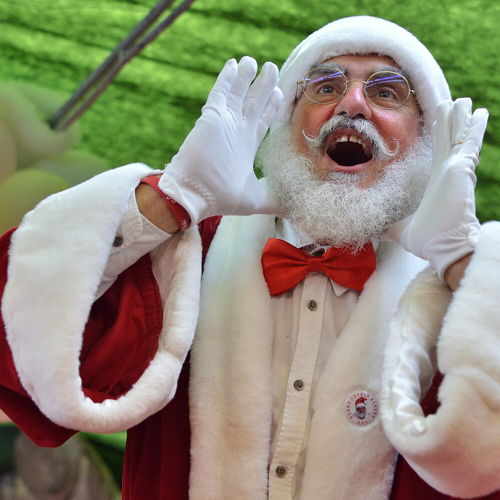 Babbo Natale a Ferragosto non va in vacanza Babbo Natale a Ferragosto non va in vacanza