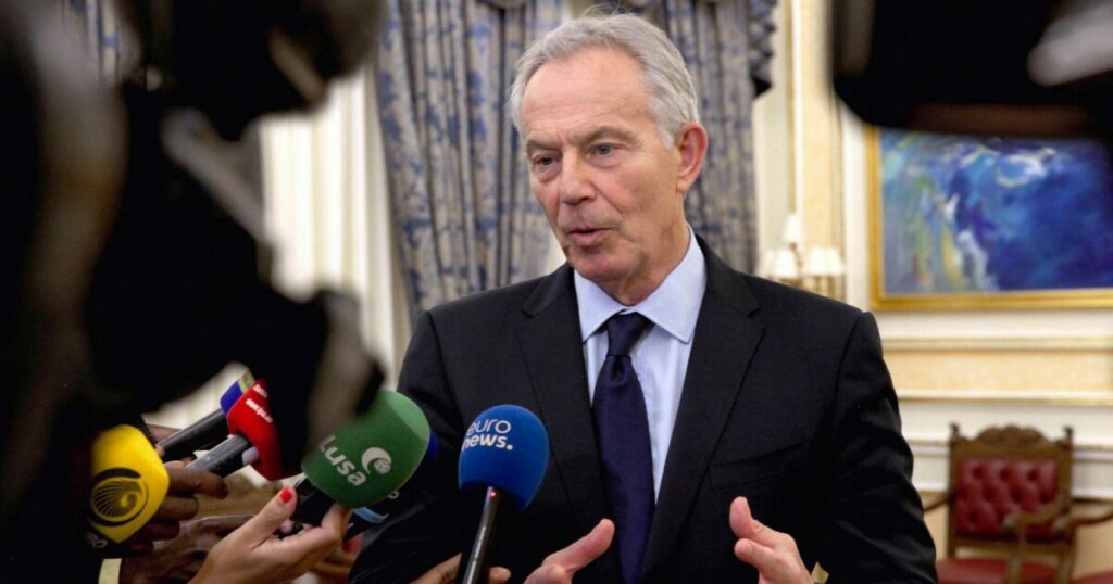 Blair da Trump per discutere di ‘Gaza Riviera’: la dimostrazione che il diritto internazionale non funziona