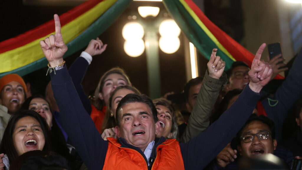 Bolivia, primi risultati confermano: sarà ballottaggio a destra - America Latina