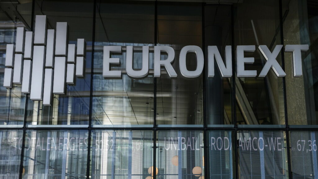 Borsa: l’Europa positiva nel finale, Parigi +0,9%, Milano +0,4% – Notizie Borsa: rialzo in Europa, Milano +0,8% oltre 43.000 punti - Notizie