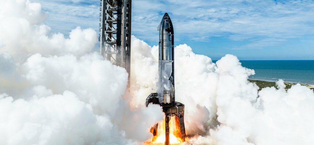 Flight di Starship 10: Spacex Tenta il Rilancio Dopo I Fallimenti